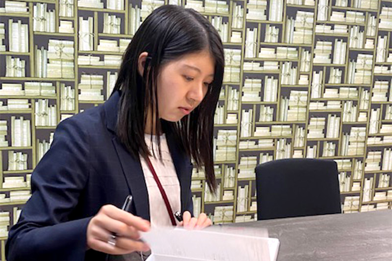 新入社員の一日をのぞいてみよう